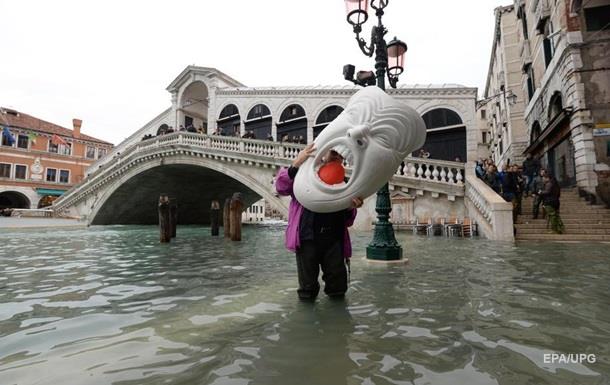 Наводнение в Венеции пошло на спад