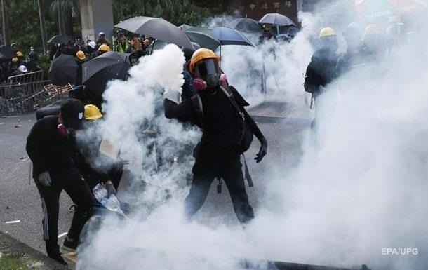 Протесты в Гонконге: задержаны десятки студентов