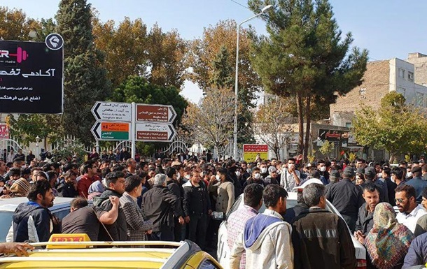 Протесты в Иране: причины и последствия