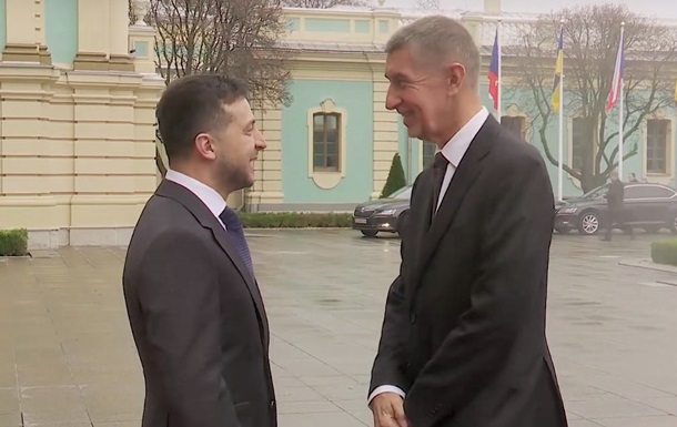 Зеленский заявил о рестарте отношений Украины и Чехии