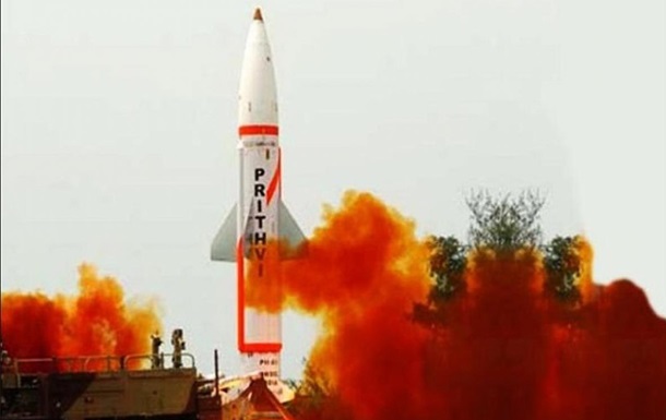Індія випробувала дві балістичні ракети