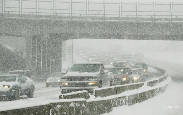 В США транспортный коллапс из-за снегопадов