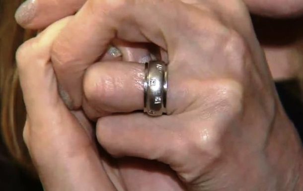 Американке вернули кольцо, потерянное 27 лет назад