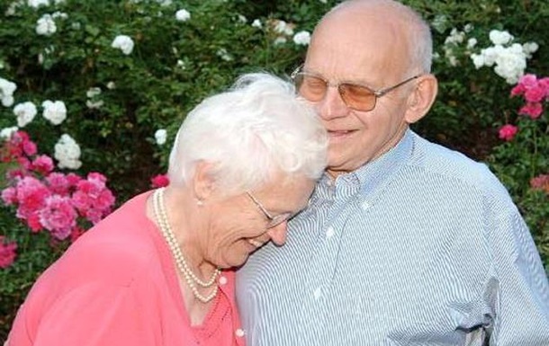 Одружені прожили майже 70 років і померли з різницею в день