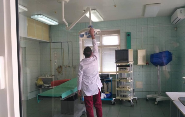 Львовские хирурги удалили 20-килограммовую опухоль