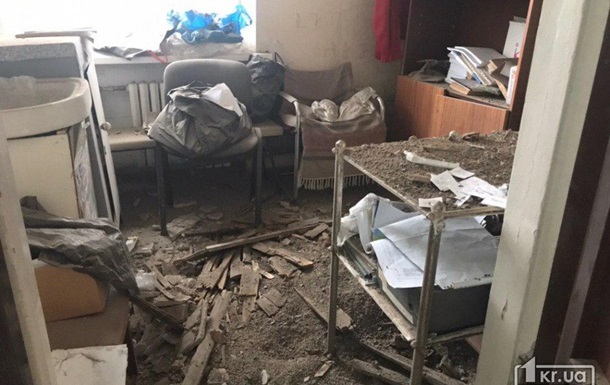 В Кривом Роге в больнице рухнул потолок