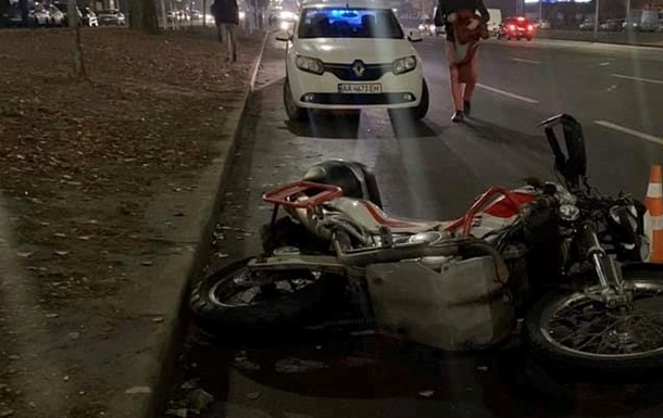 У Києві мотоцикл насмерть збив чоловіка