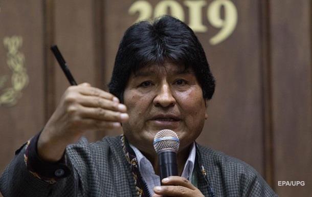В Боливии выдали ордер на арест Эво Моралеса