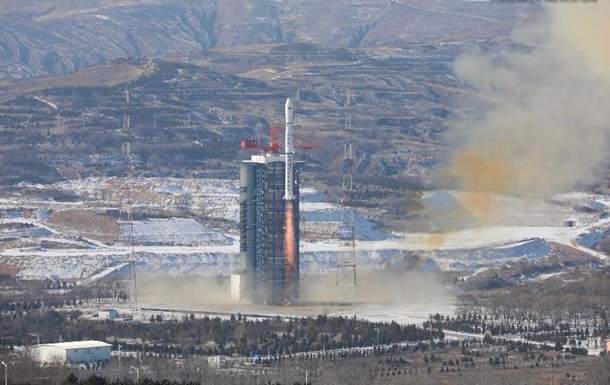 Китай запустил спутник для исследования ресурсов Земли