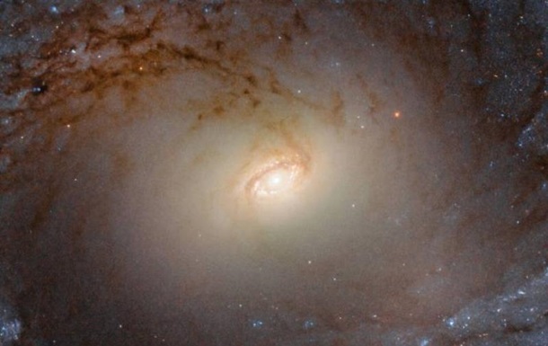 Телескоп Hubble заснял спиральную галактику 