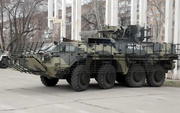 Укроборонпром передал ВСУ 12 бронетранспортеров