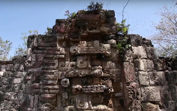 В джунглях Мексики нашли тысячелетний дворец майя