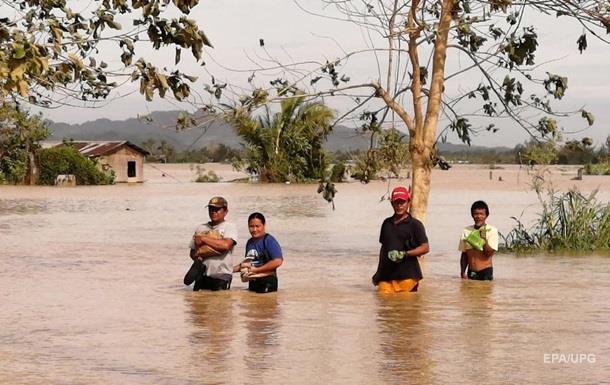 На Филиппинах число жертв тайфуна превысило 40 человек