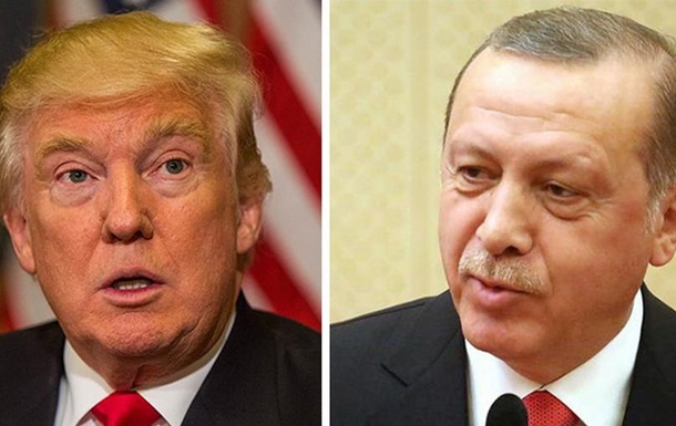 Трамп застеріг Ердогана щодо військового втручання в Лівії 
