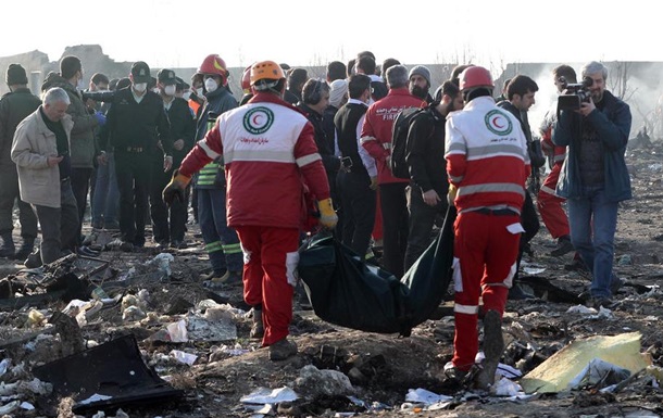 Катастрофа українського лайнера в Ірані: онлайн