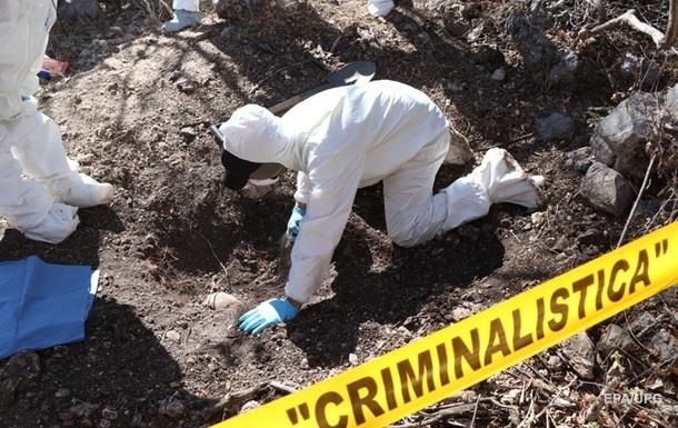 У Мексиці знайшли масове поховання: піднято 18 тіл