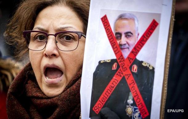 В Иране вспыхнули протесты после признания военных