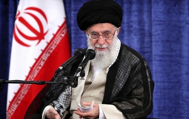 Іранський лідер вперше за вісім років виступив з проповіддю