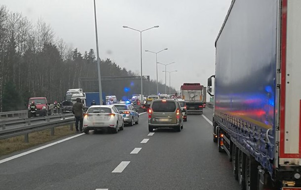 Масштабное ДТП в Польше: столкнулись 17 авто