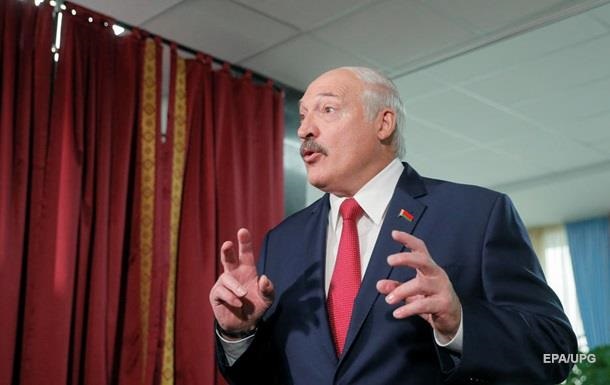 Вас видят те, кто надо: Лукашенко рассказал почему не пользуется смартфоном