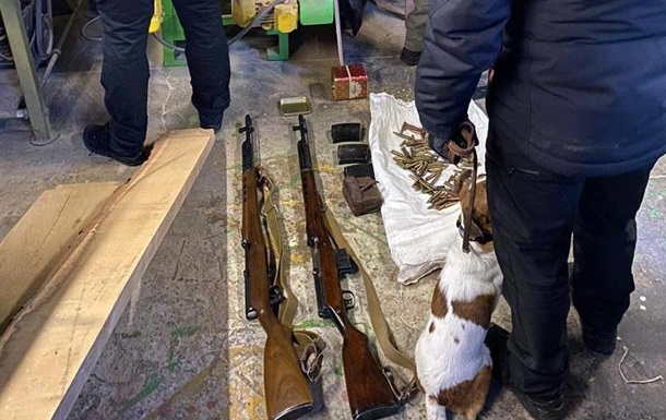 В Одеській області у чоловіка вилучили зброю та боєприпаси