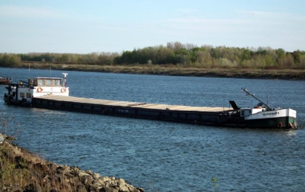 В Болгарии корабль из Украины заблокировал судоходство на Дунае