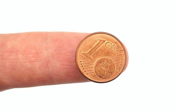 Єврокомісія планує вилучити з обігу монети в один і два євроценти - ЗМІ