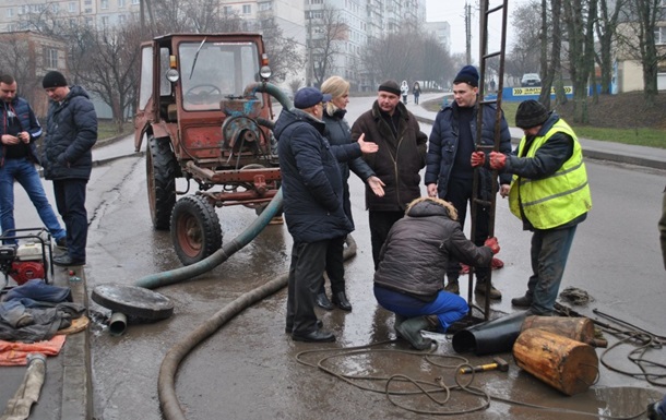 Город в Харьковской области остался без воды из-за аварии