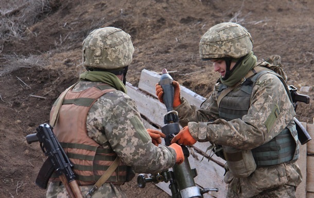 На Донбасі застосували артилерію і міномети, поранено бійця