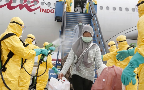 Китай призвал страны мира не паниковать из-за коронавируса