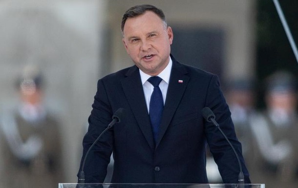 Президент Польщі підписав суперечливий закон про покарання суддів
