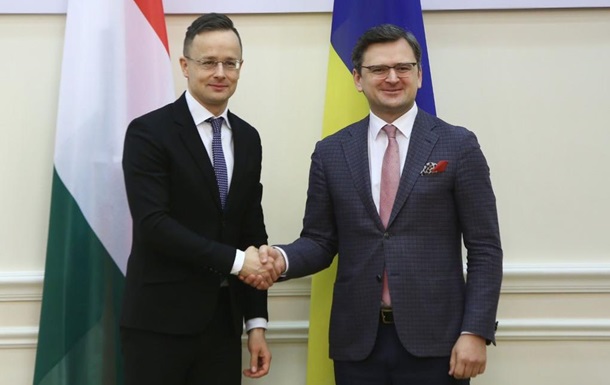 Сийярто назвал условие встречи Зеленского и Орбана
