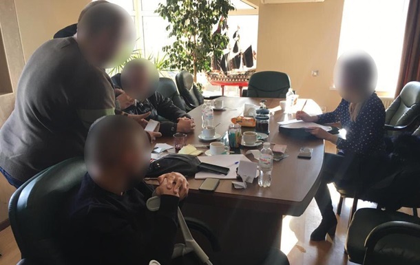 У Вінницькій області депутата затримали на хабарі