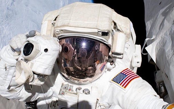 У NASA показали роботу астронавтів у космосі