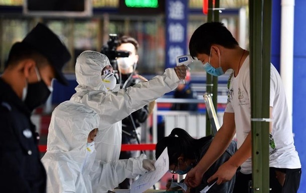 Коронавірус в Китаї - кількість жертв перевищила 1 800