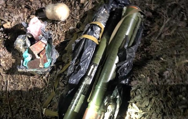 Біля Північно-Кримського каналу знайшли гранатомети