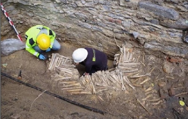 У Бельгії виявили стіни з людських черепів і кісток