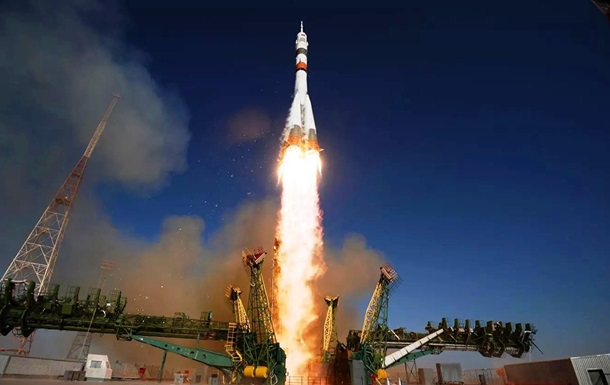 Росіяни вивели на орбіту військовий супутник Меридіан-М