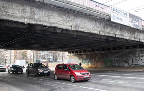 У Києві додатково перевірять мости  на втому 