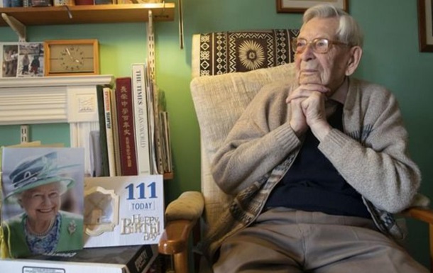 Британец стал старейшим мужчиной в мире в 111 лет