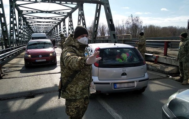 Коронавирус: Украина не будет закрывать границы