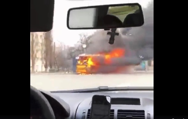 В Киеве сгорела маршрутка