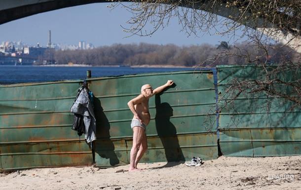 Март в Киеве побил семь температурных рекордов
