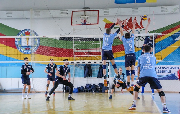Чемпионат Украины по волейболу приостановили до апреля