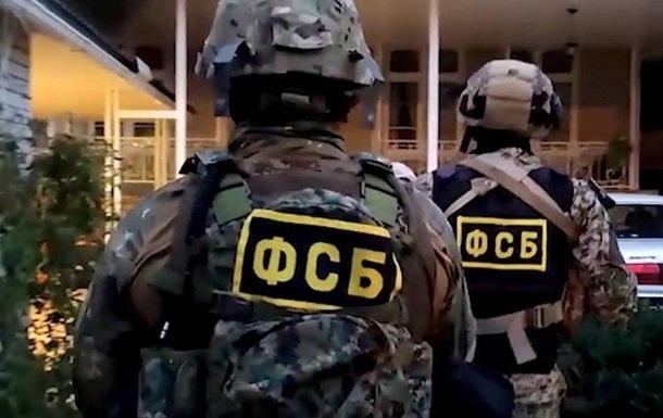 В Крыму татарина увезли в неизвестном направлении после обысков