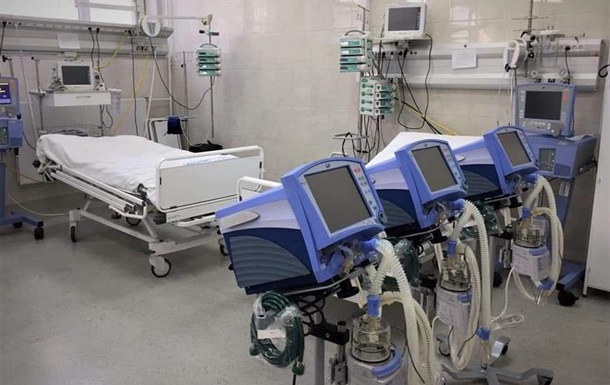 Киевской больнице подарили аппараты вентиляции легких
