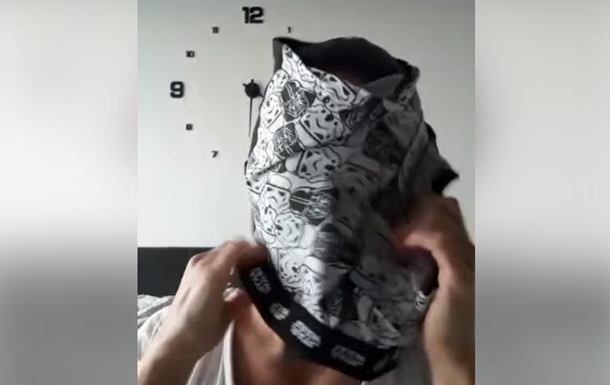 У мережі показали, як зробити маску з трусів