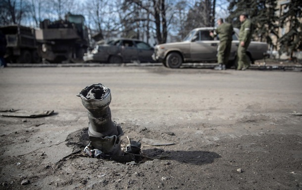 За сутки на Донбассе ранены четыре военных