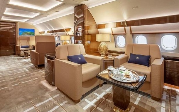 В сети показали салон роскошного частного самолета