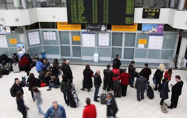 Более тысячи украинцев вернулись из Франции домой